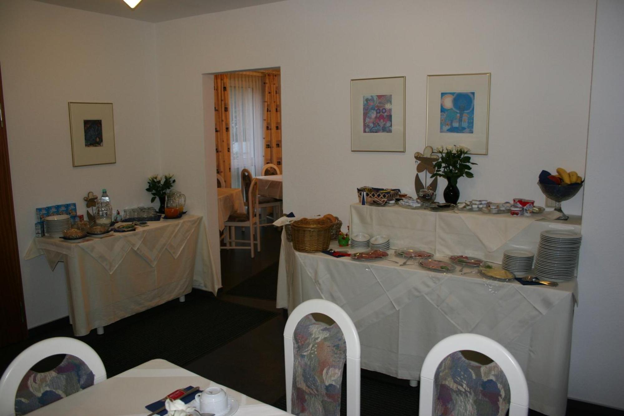 Hotel Garni Rosbach vor der Höhe Екстериор снимка